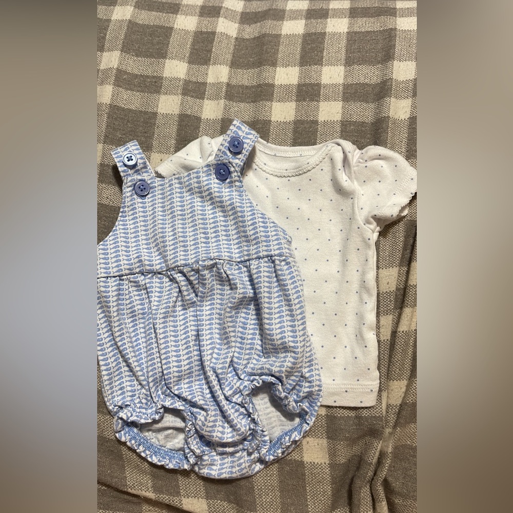 Carters NB set